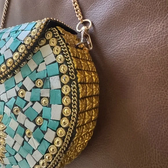 NEW Ramla Handmade Gold Embellished Clutch - Picture 4 of 10